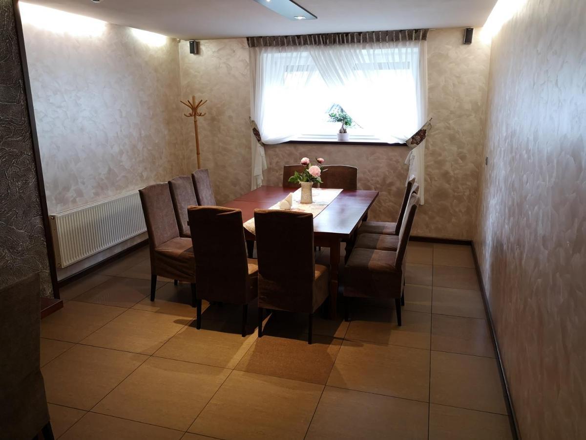 Skuodas Pas Neriju Bed & Breakfast エクステリア 写真