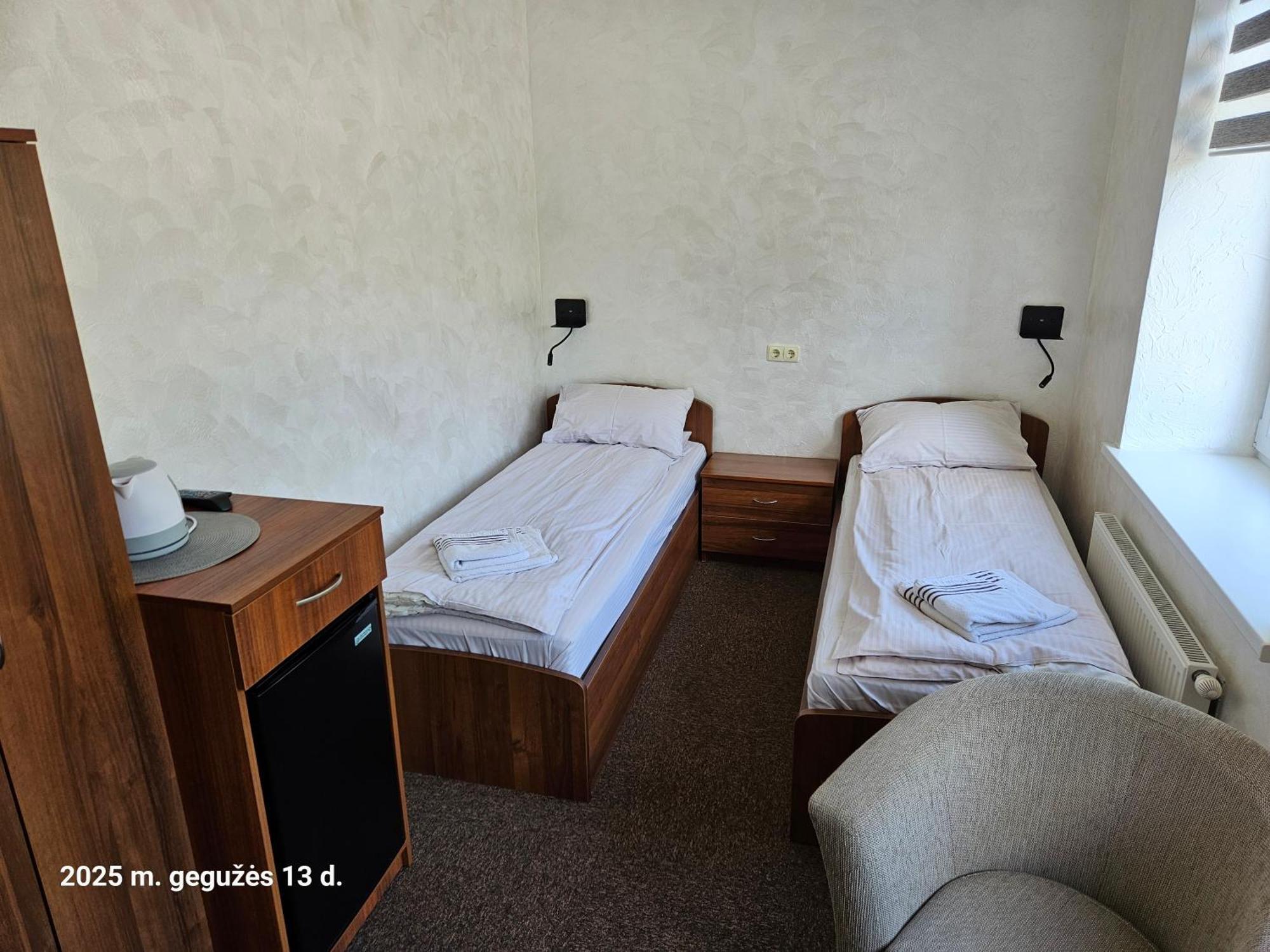 Skuodas Pas Neriju Bed & Breakfast エクステリア 写真