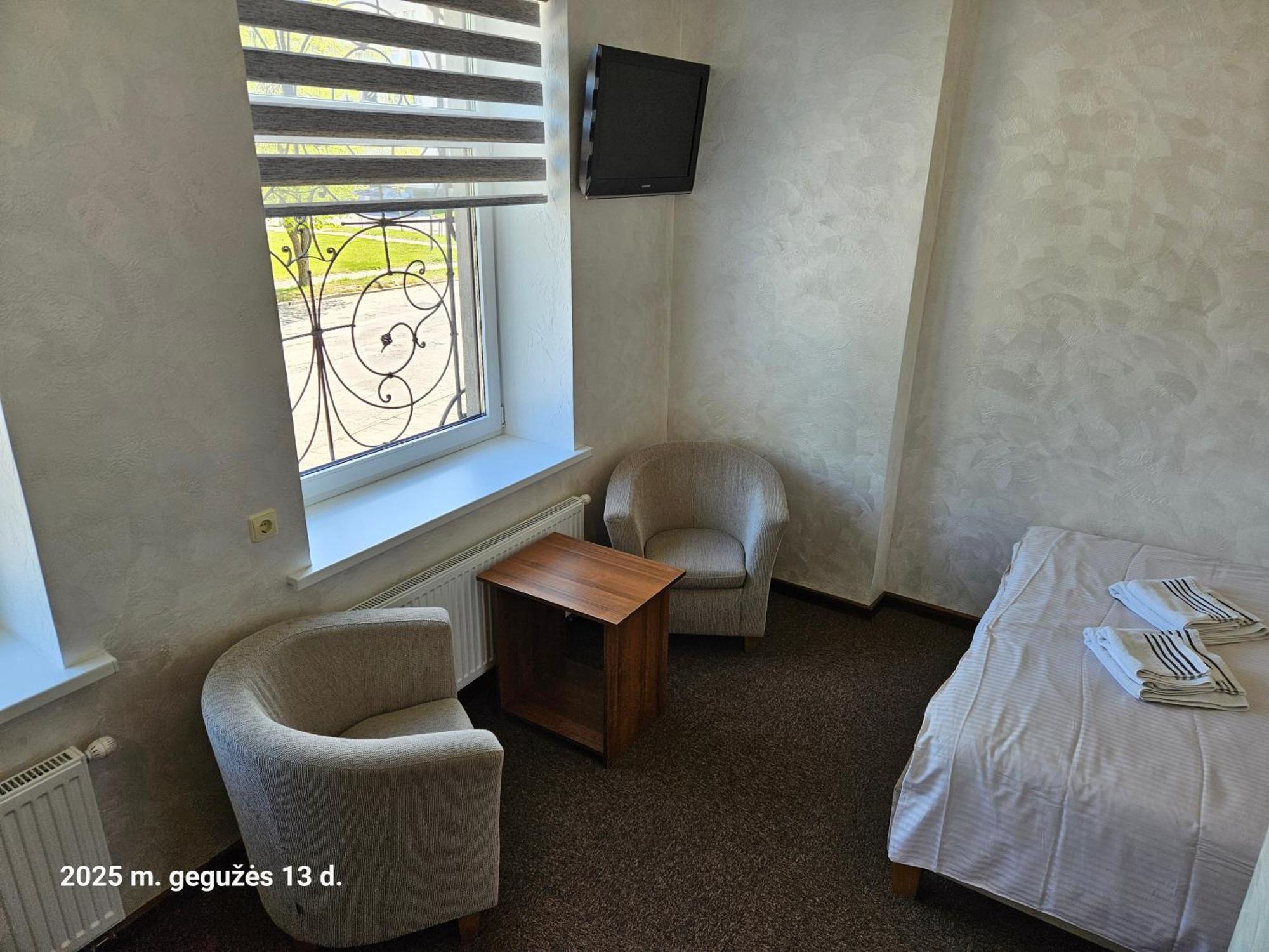 Skuodas Pas Neriju Bed & Breakfast エクステリア 写真