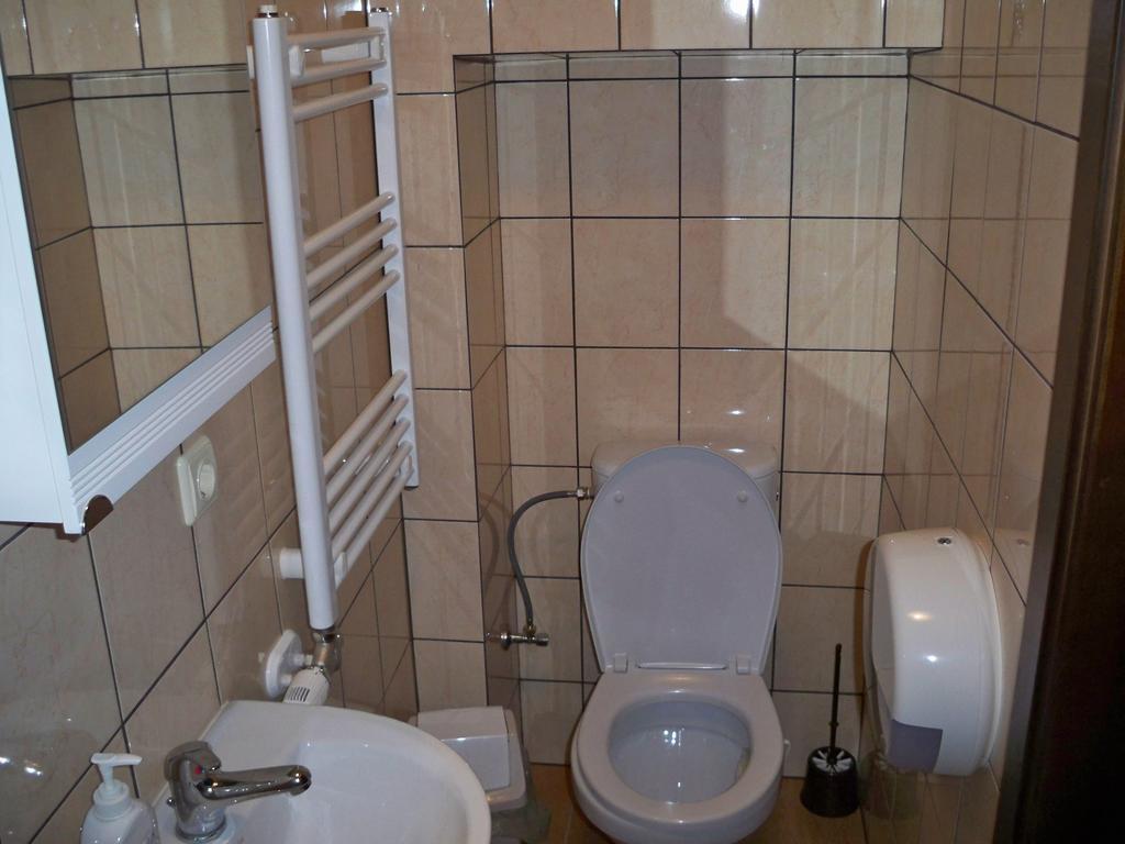 Skuodas Pas Neriju Bed & Breakfast 部屋 写真